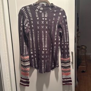 Free people graphic thermal